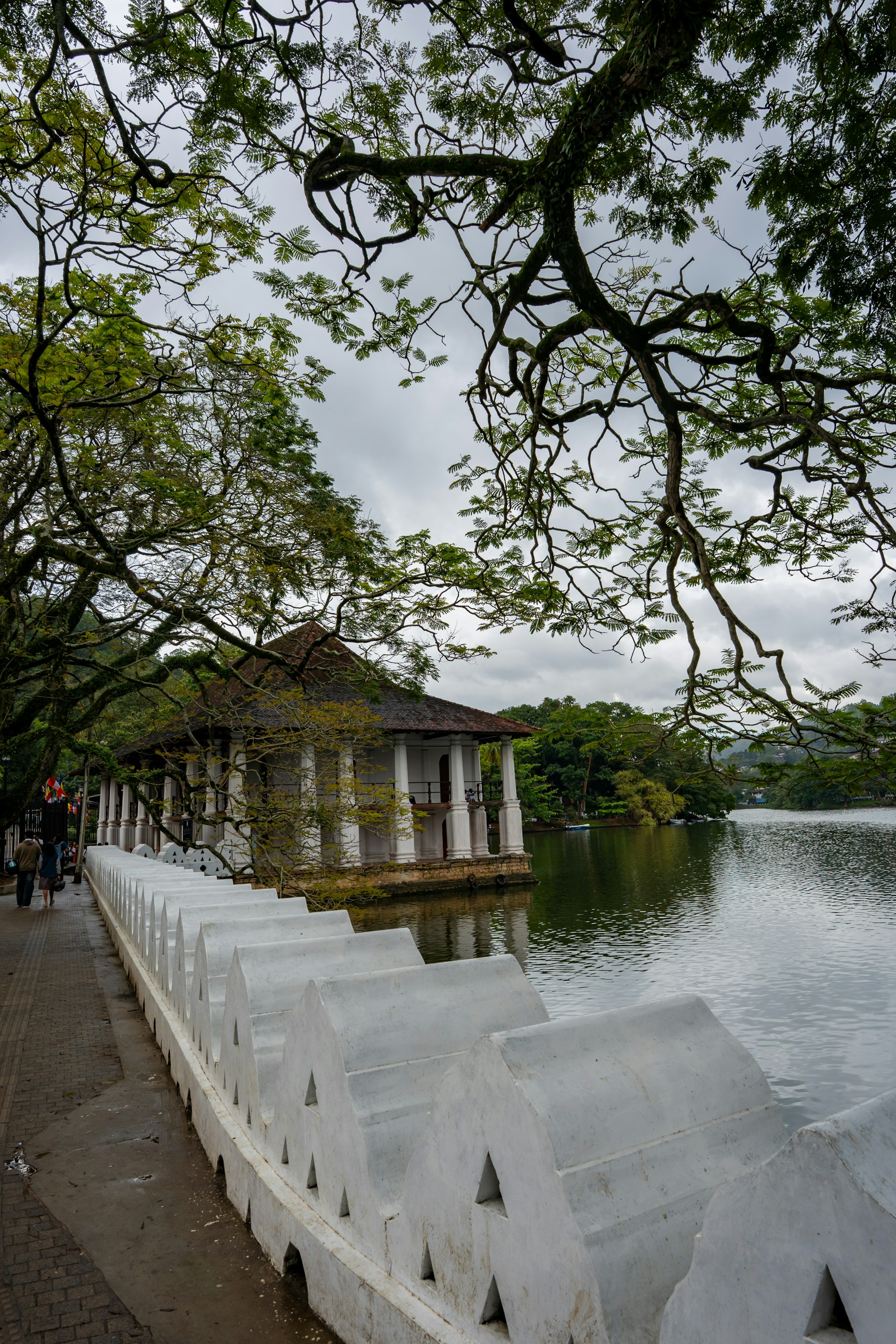 Colonnaded building on Kandy Lake