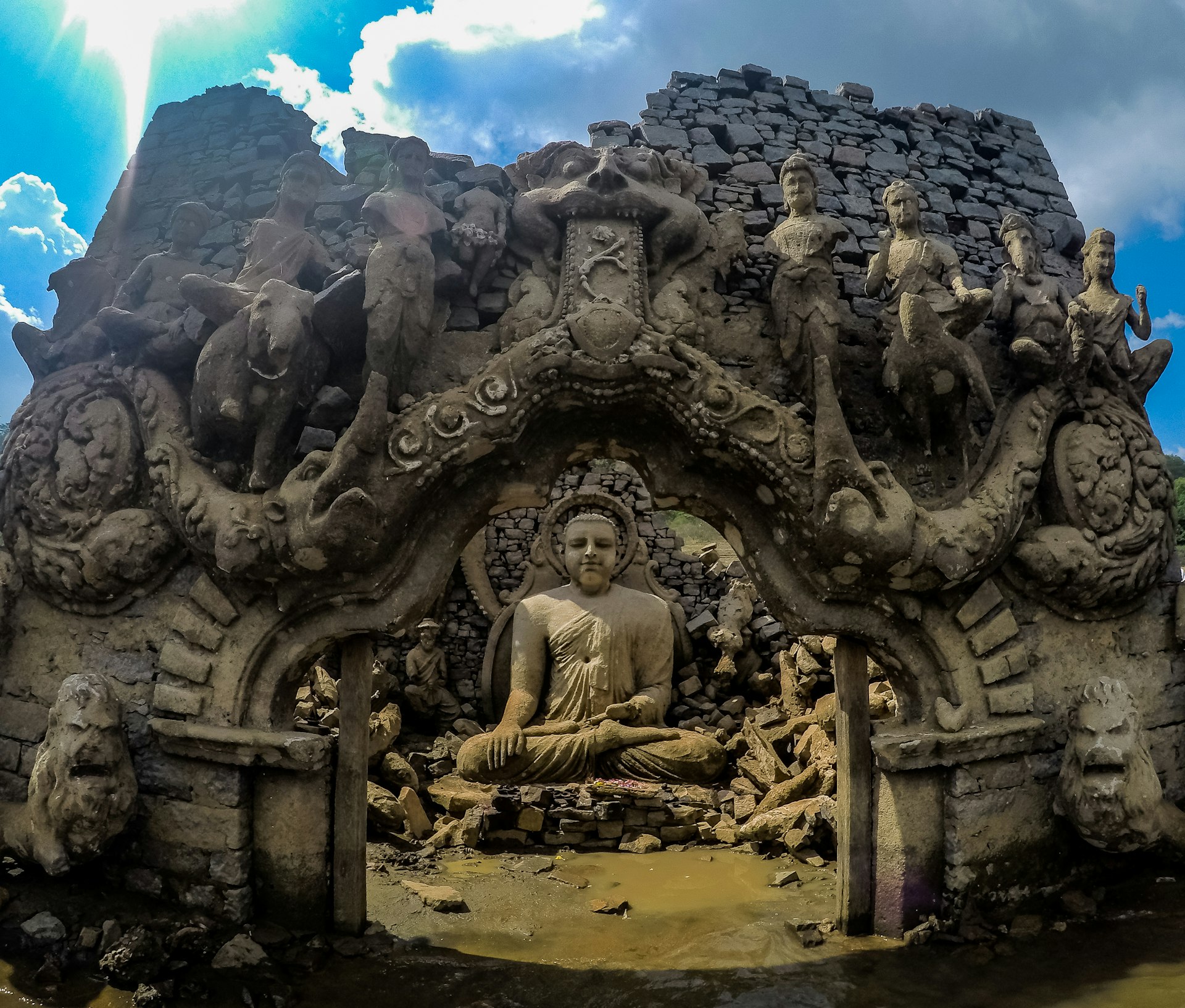 Maligawila Buddha Statue cover photo