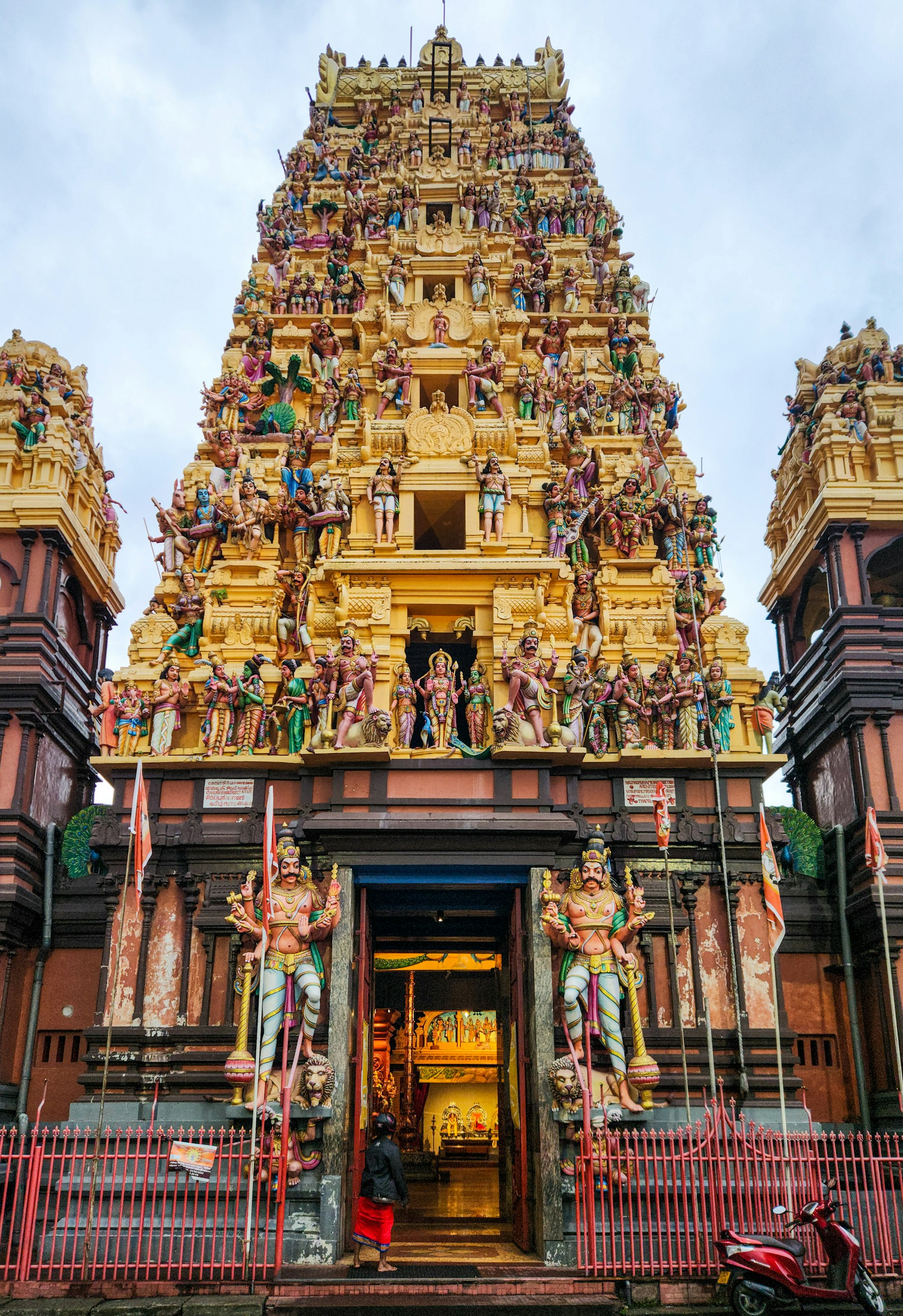 Sri Muthumariamman Temple cover photo