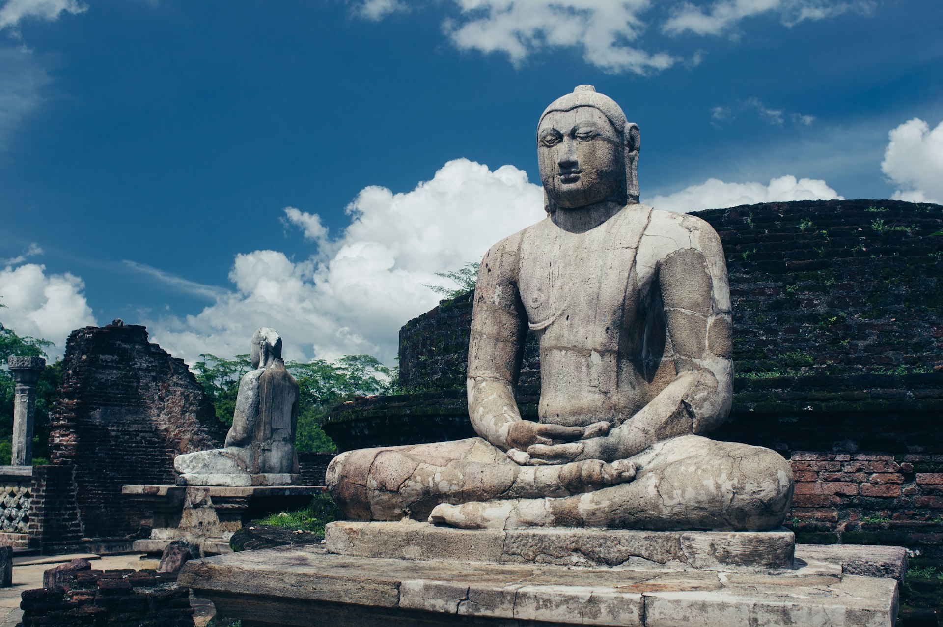 Isurumuniya Rock Temple cover photo