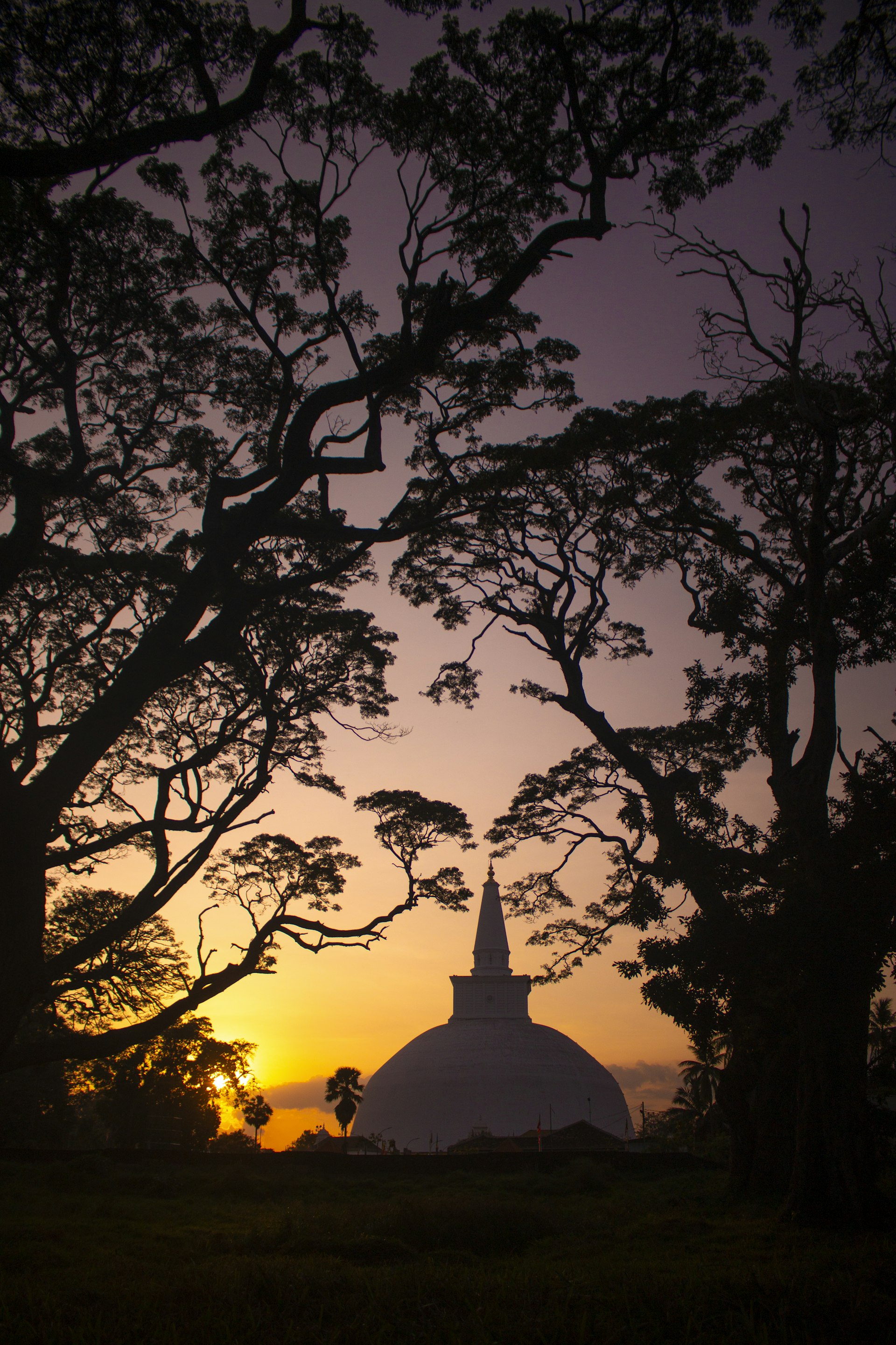 Jetavanaramaya Stupa and Monastery — Anuradhapura Travel Guide cover illustration