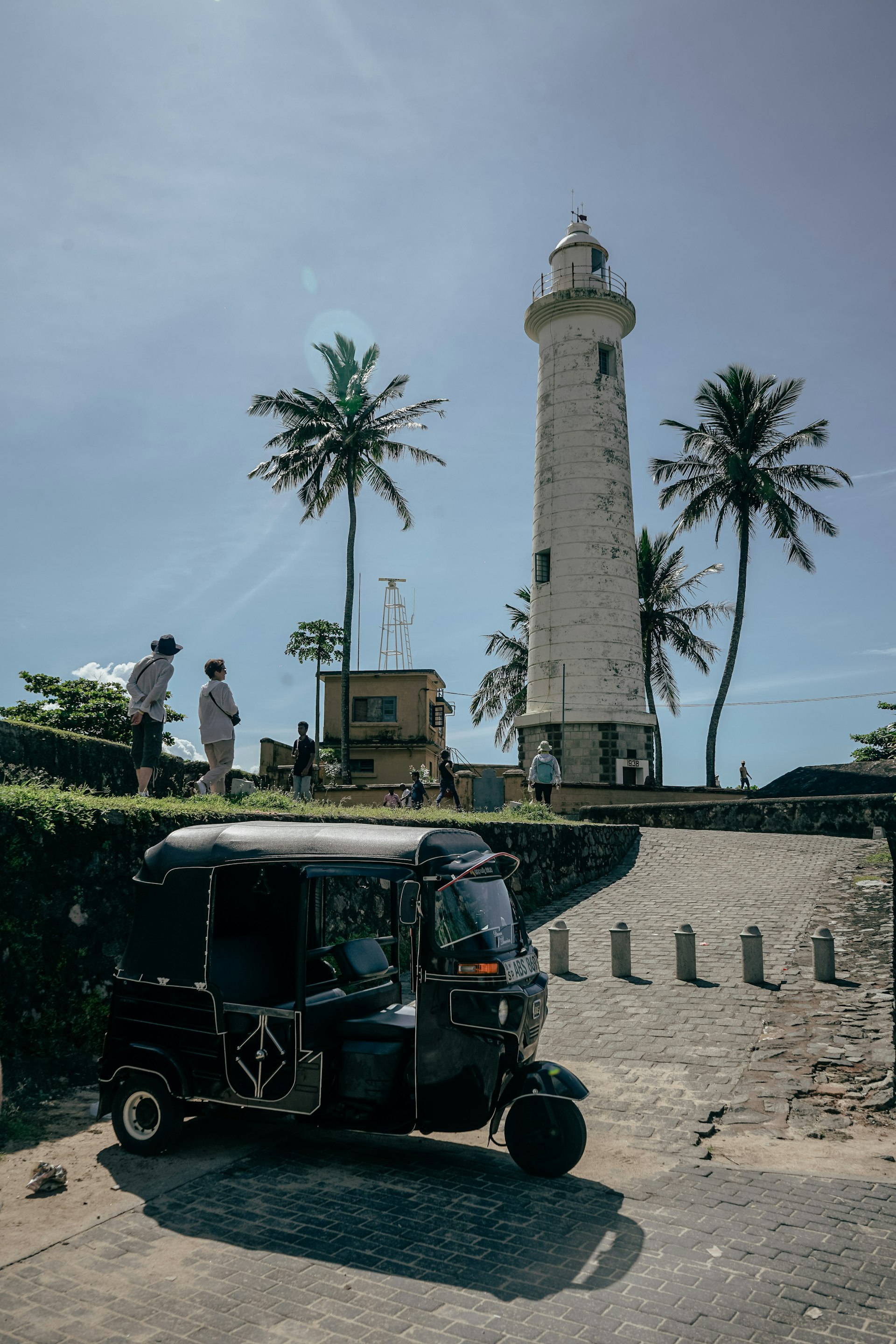 Point Pedro and Sakkotai Cape — Jaffna Travel Guide cover illustration